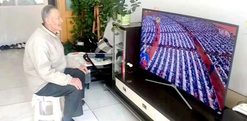 甘肃ng电子游戏组织收看党的二十大开幕会盛况 - ng电子游戏 