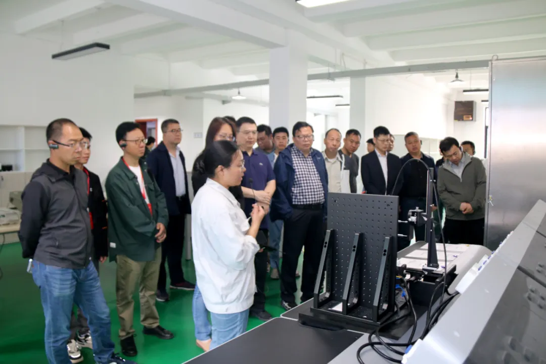 中国工程机械学会口岸机械分会2024年岁情聚会暨编审聚会在甘肃ng电子游戏二一三公司召开 - ng电子游戏 
